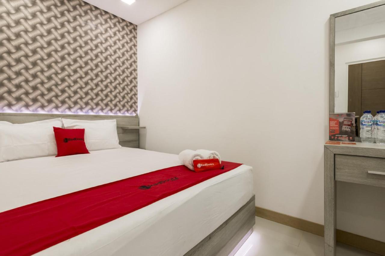 Reddoorz Syariah @ Griya Shanta Malang Kültér fotó